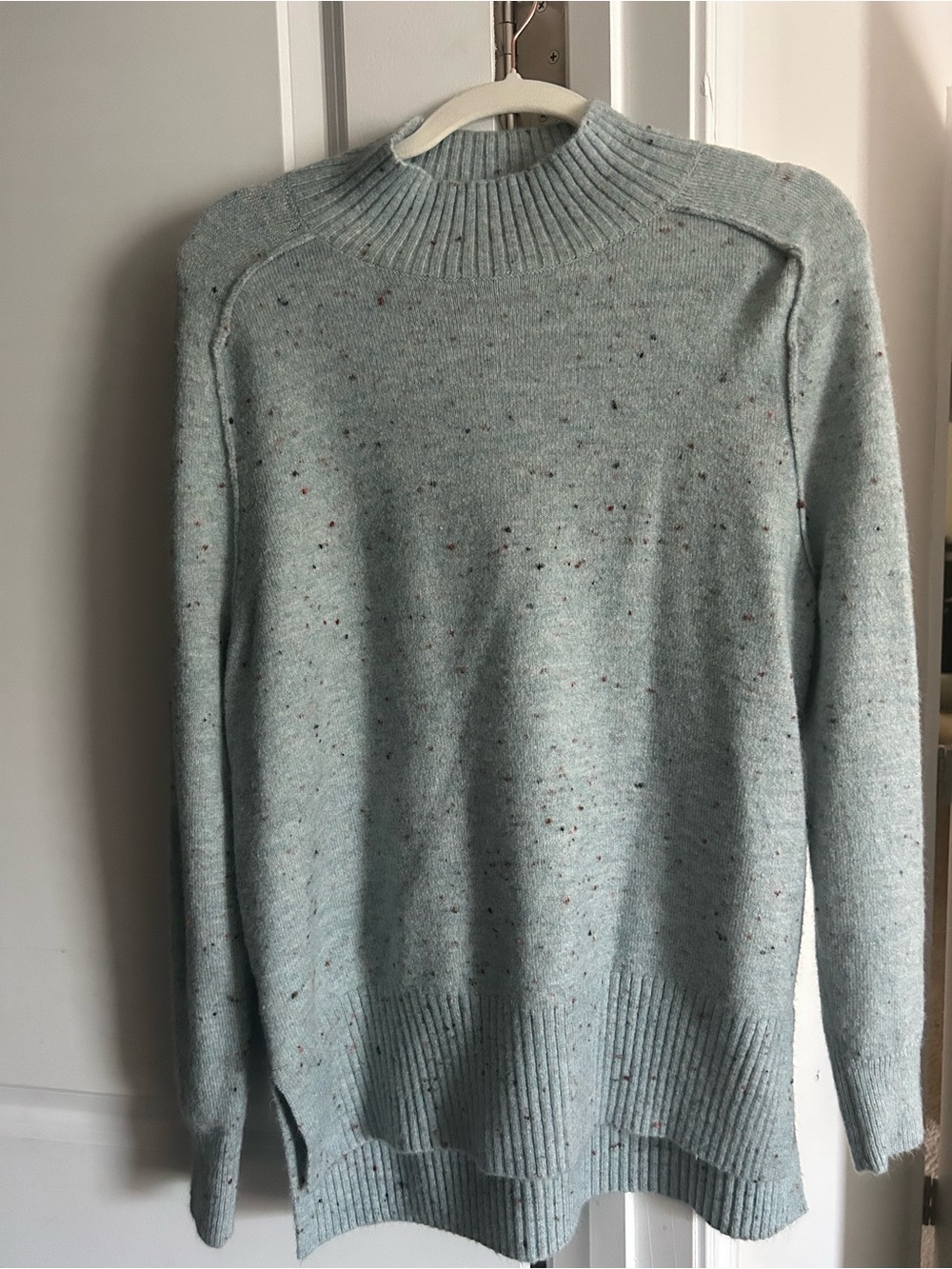 LOFT Light Blue Speckled Turtleneck Sweater Women’s M Like New